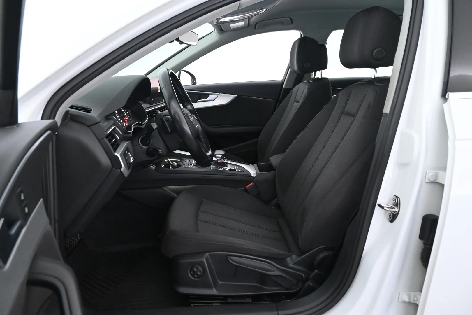 Car Image - 7twznAdUxZgCRUqnhZ42wA