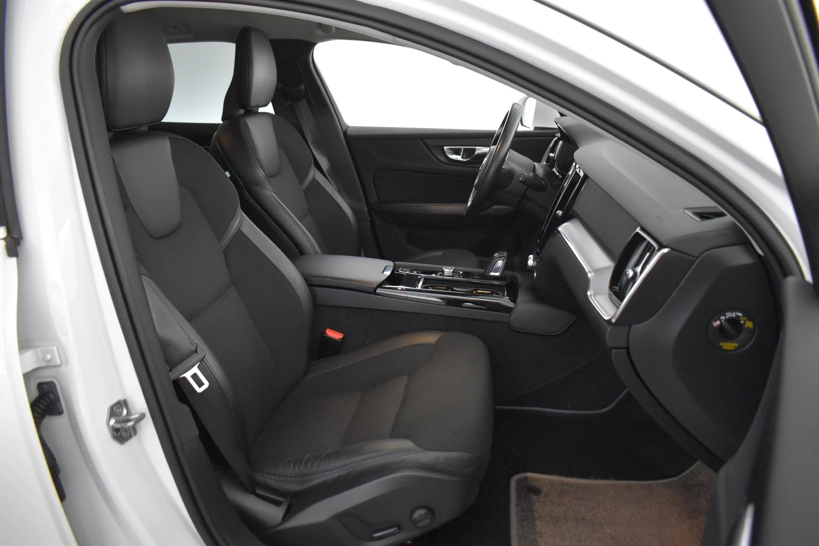 Car Image - 5zwhl3zD3qGCkoJwvym6DA