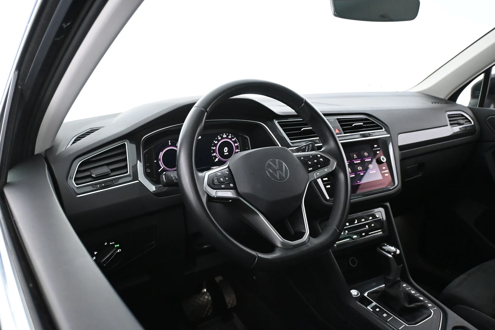 Car Image - 6HfWw7SBqkuv4D0w32uB49