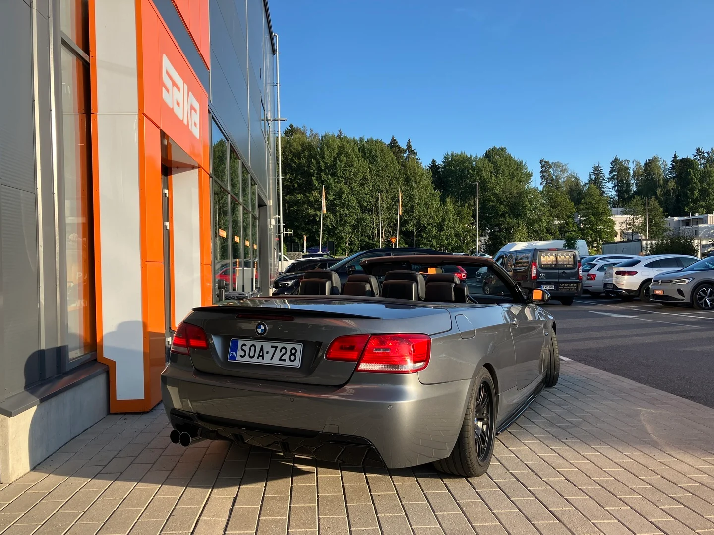 Car Image - 2wPnsTrfhTb2Dkdh6bFUxy