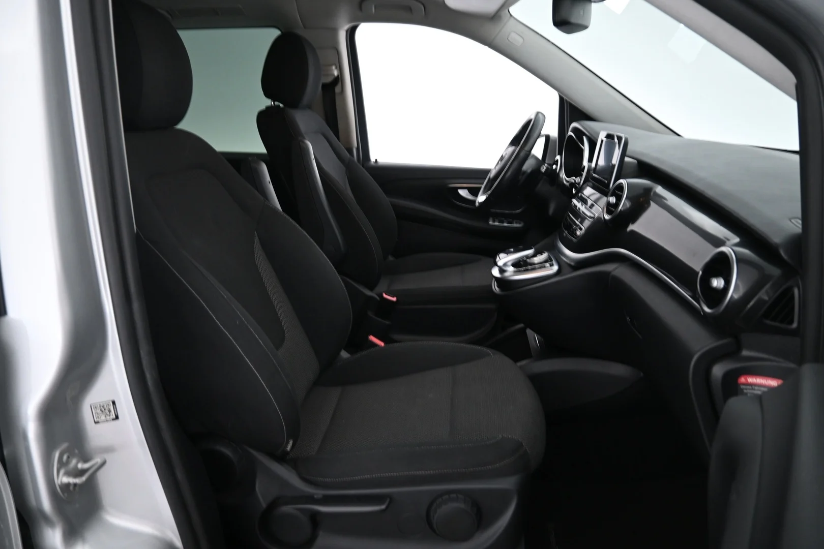 Car Image - 3d4GOmoyK8Vd9OIsp1mowk