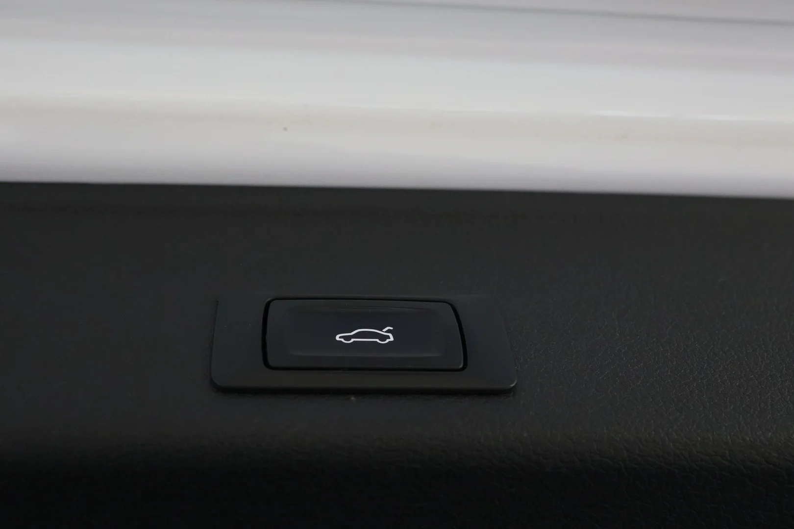 Car Image - 4zkq74FvQ6mAO3NXJvjcqU