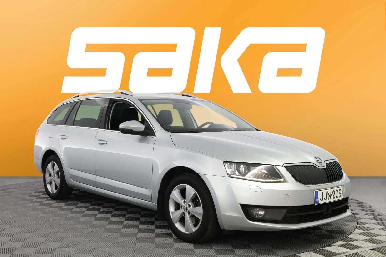 Car Image - 2O465bzTesB4YhpZYDkYqI