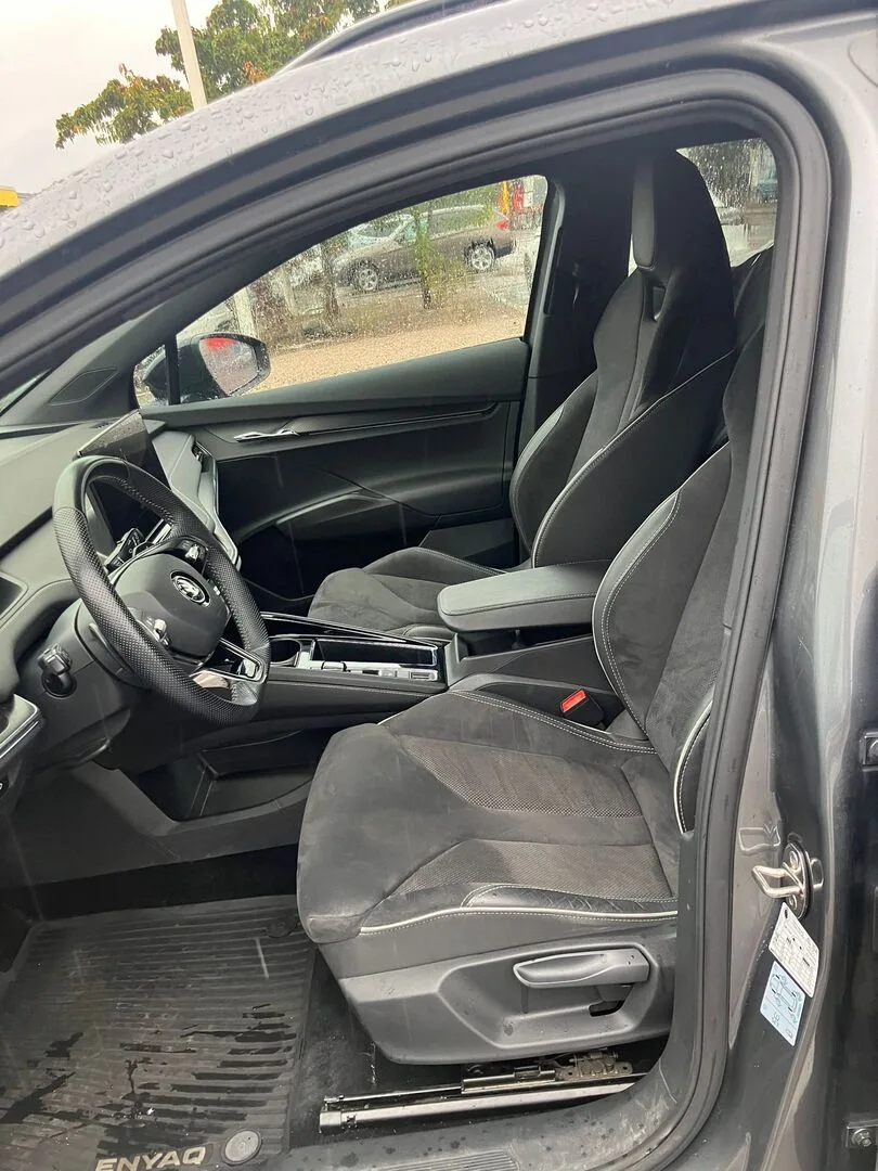 Car Image - 6U1XO9fbfSDNX5IMl080l0