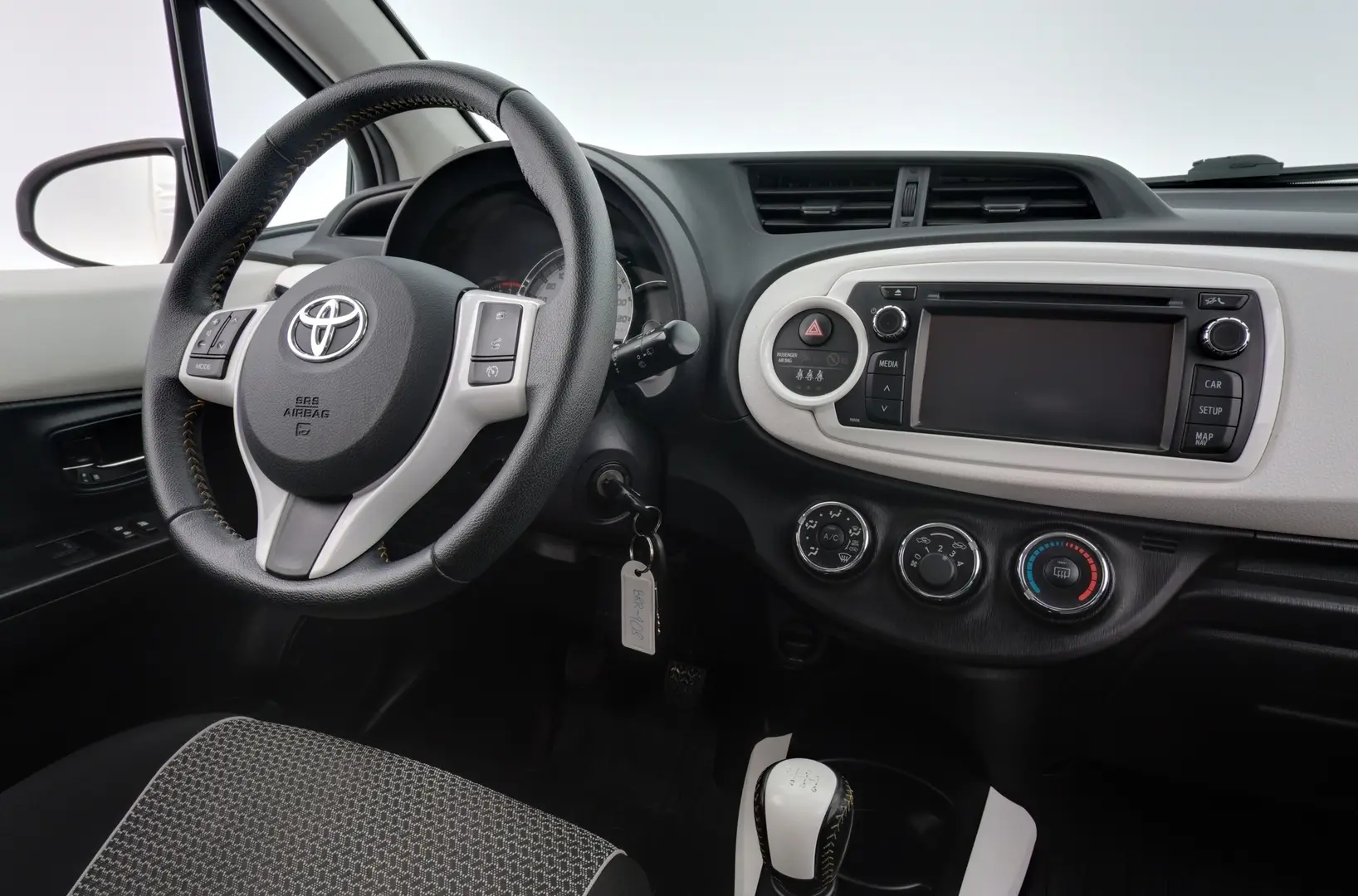 Car Image - 6dnj4EM65p2adxTteYCBGy