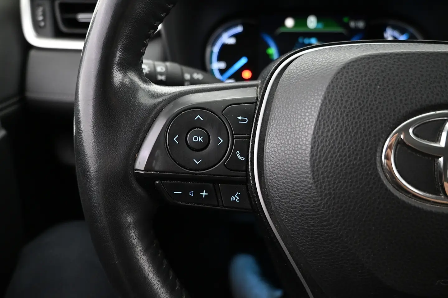Car Image - 1Bbt9sNJN3UJs9PNpgaV8F