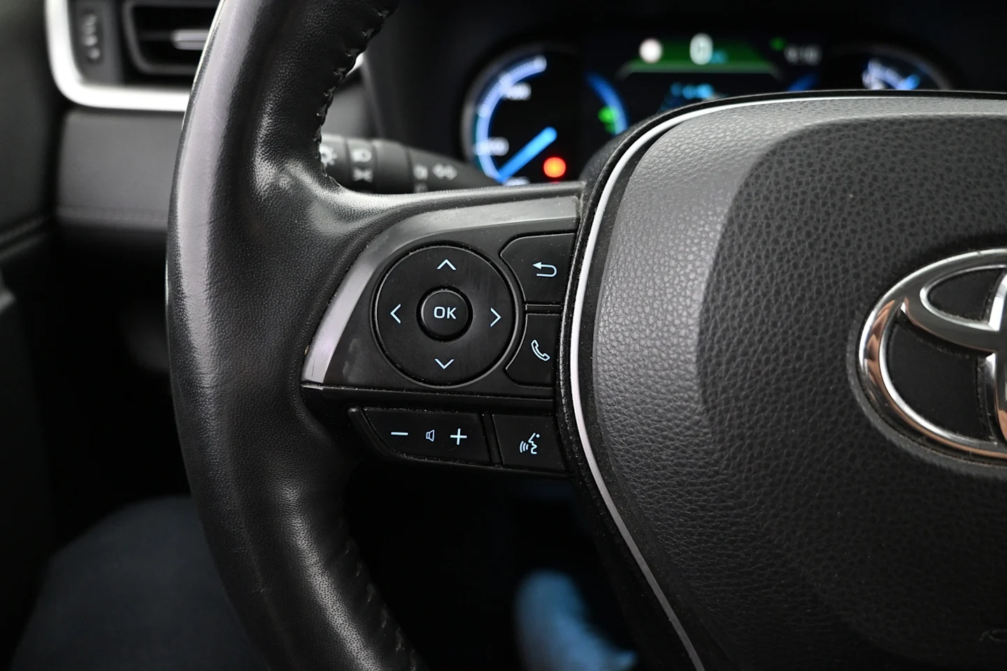 Car Image - 1Bbt9sNJN3UJs9PNpgaV8F