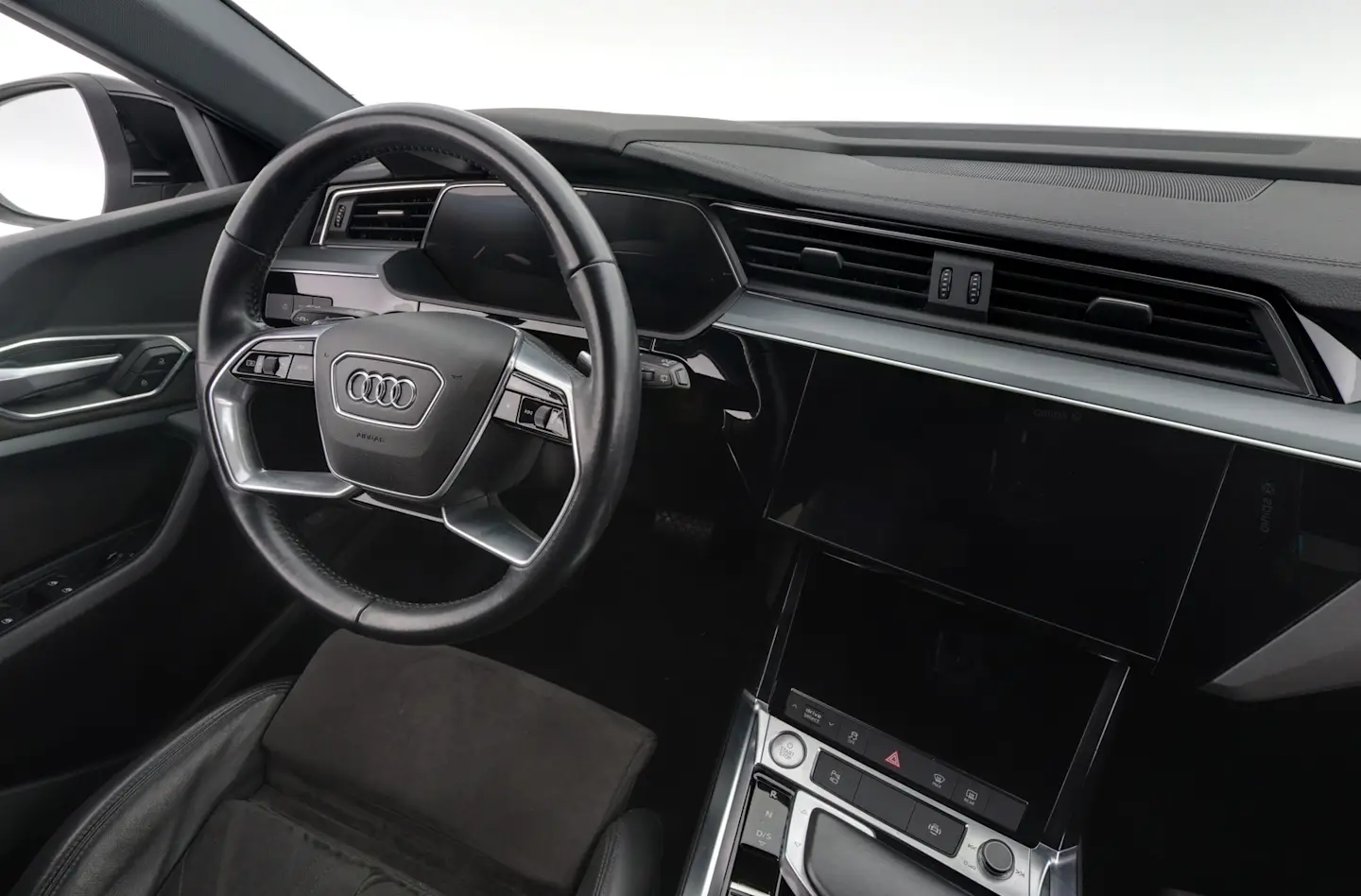 Car Image - 2FsBsh9Mj0VdfPytxPBK6