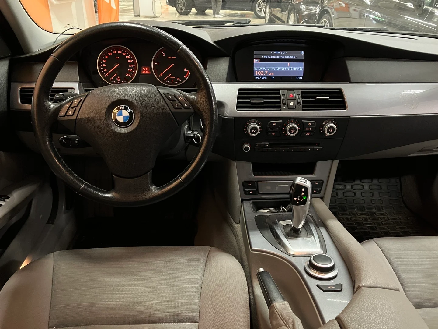 Car Image - 5BnWm0jBHFuVIc1zfFXef6