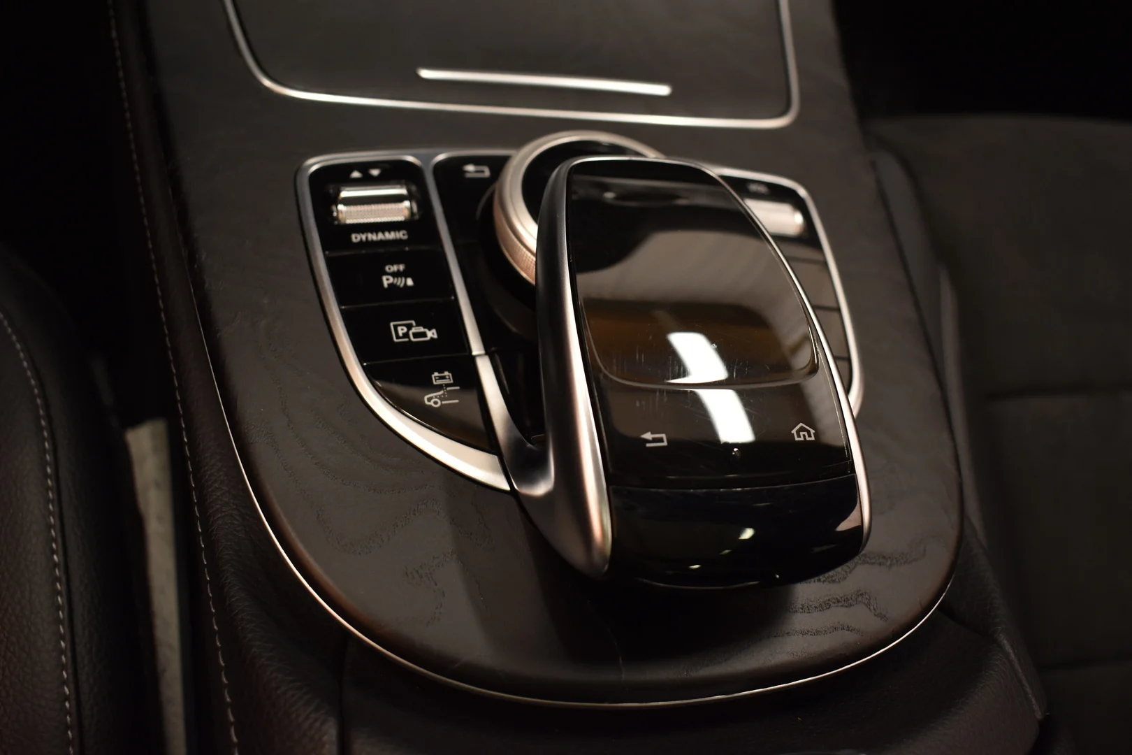 Car Image - 62xN1sEnam9Dis6sfIi0VA