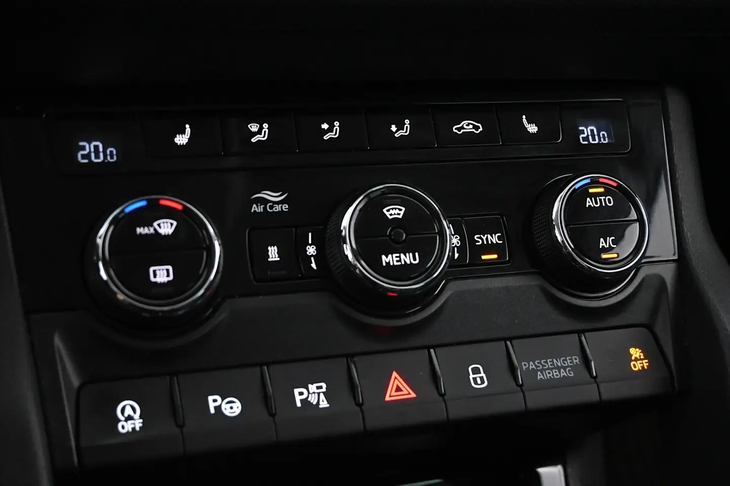 Car Image - 52NKPgV4TbrUrobxTlyZL1