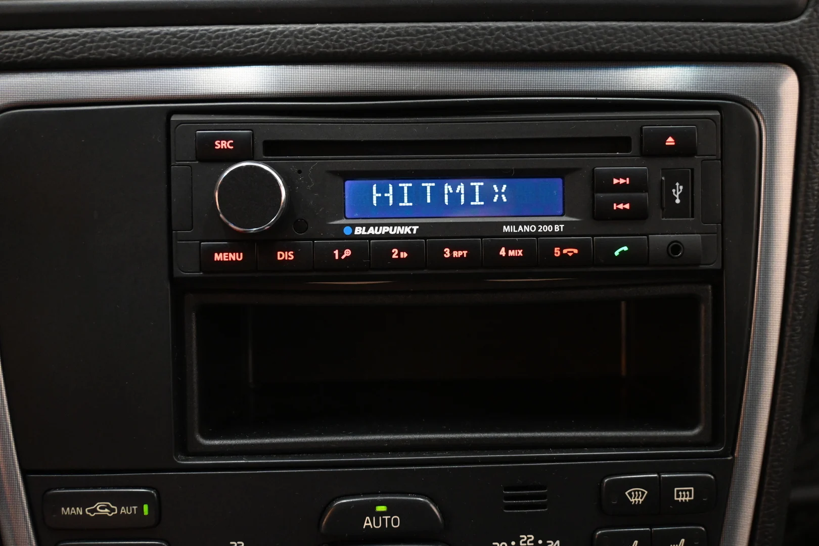 Car Image - 7HyVUKXXcH5WHTI9VZbp92
