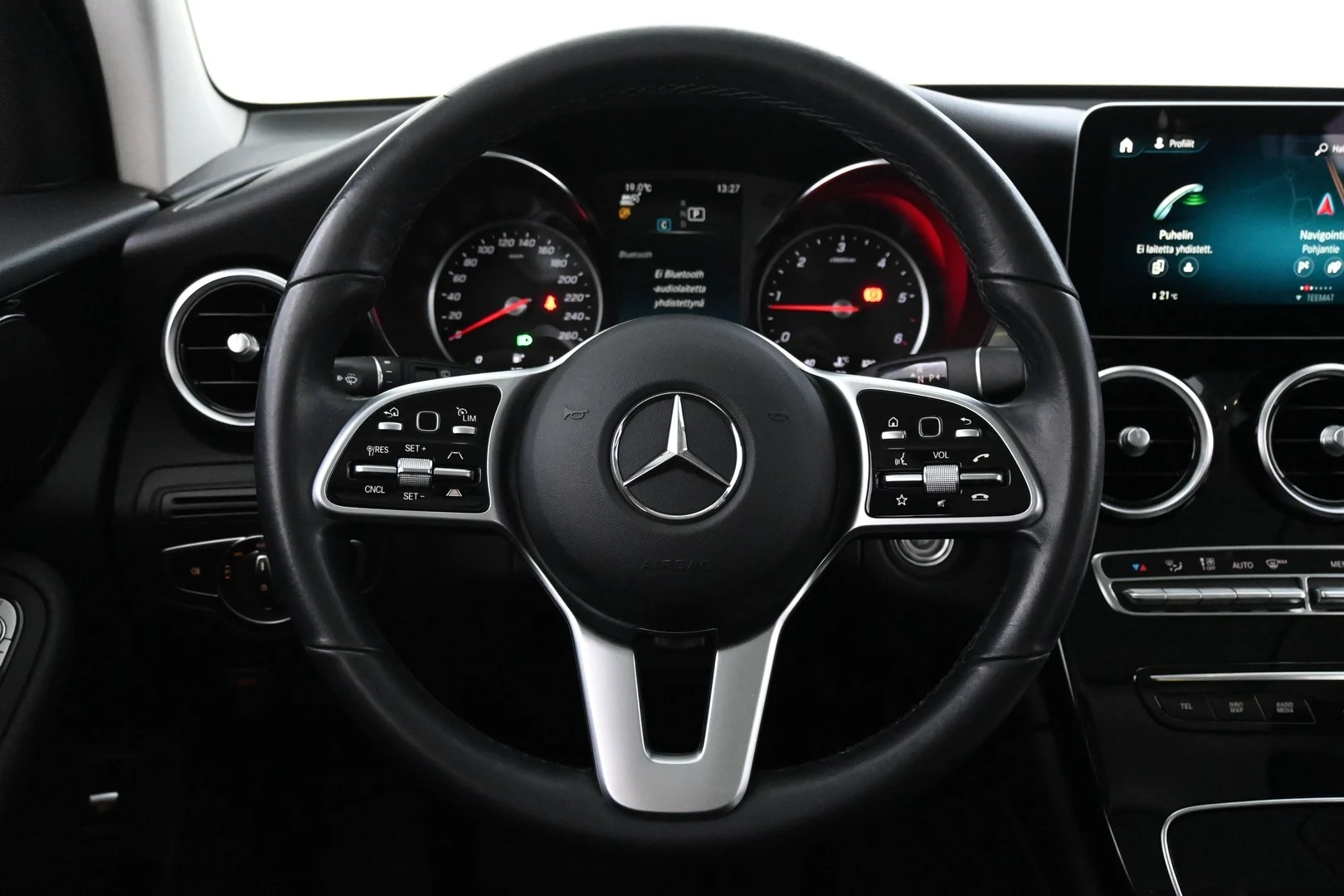 Car Image - 69MJJiXak27ghiBgAwn8EM