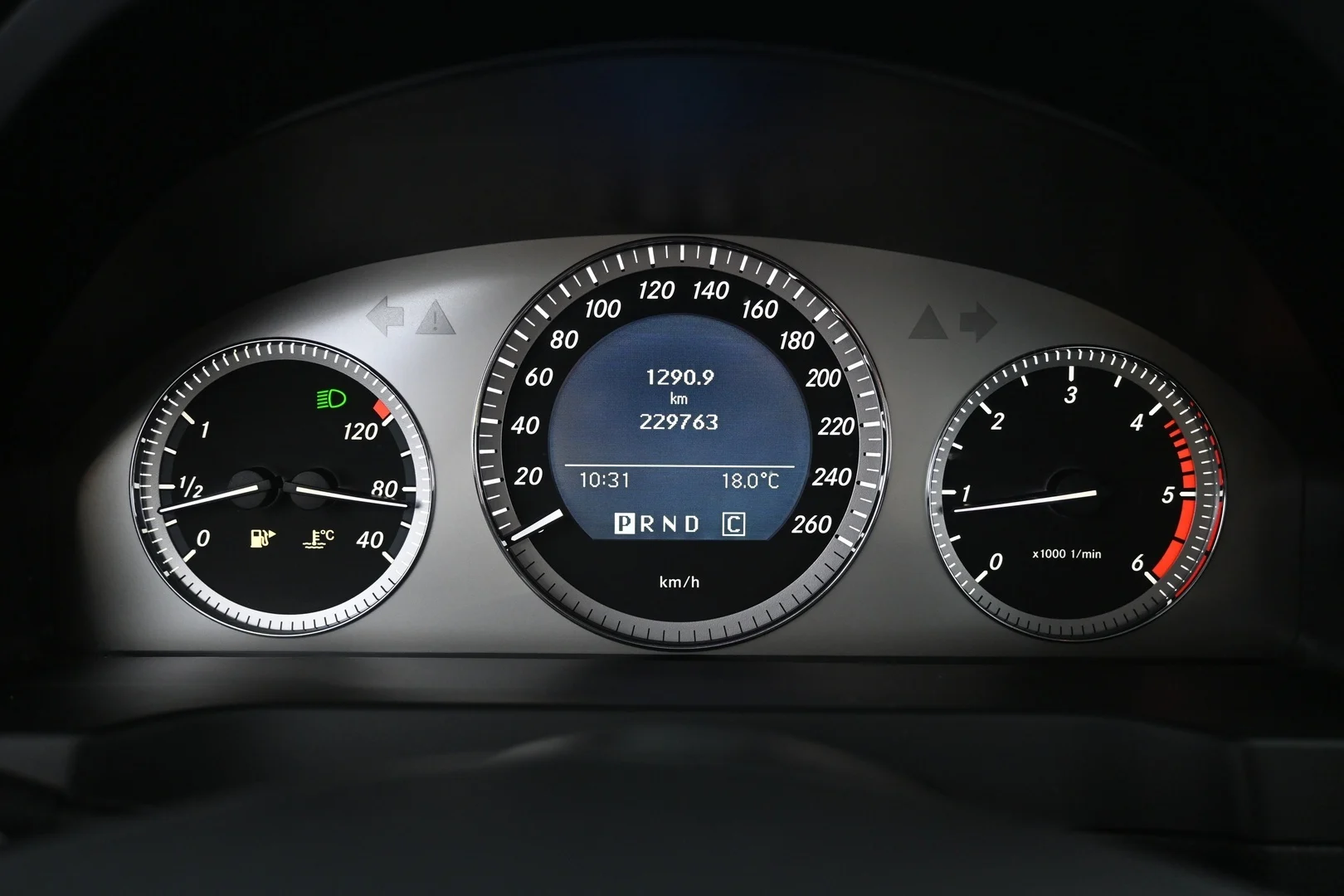 Car Image - GJRdy2QVnKWl5mI1RWojG