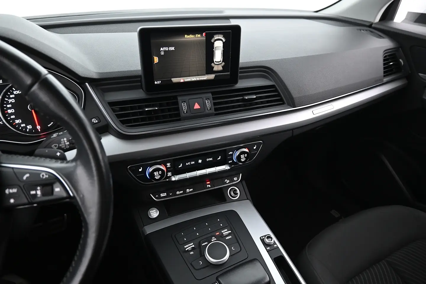 Car Image - 2CnLq8KtMV1dU9yyAWlHMA