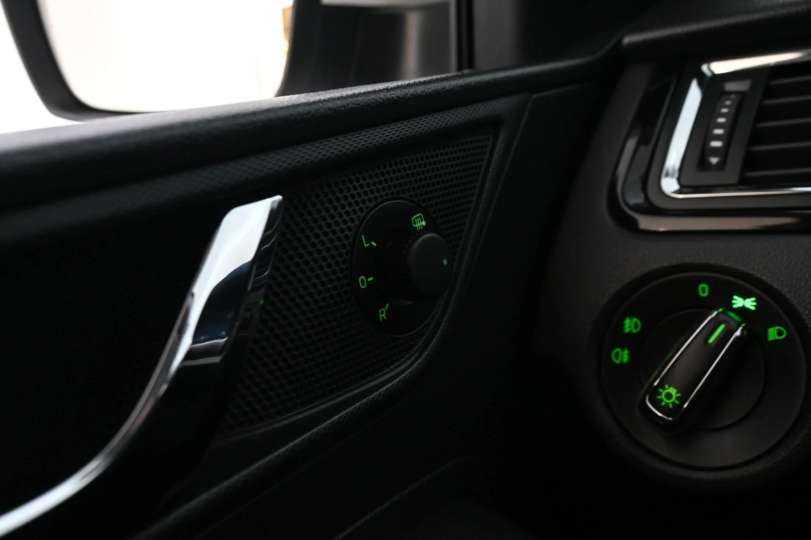 Car Image - 1o69hQArAgyPWRCL6akq2N