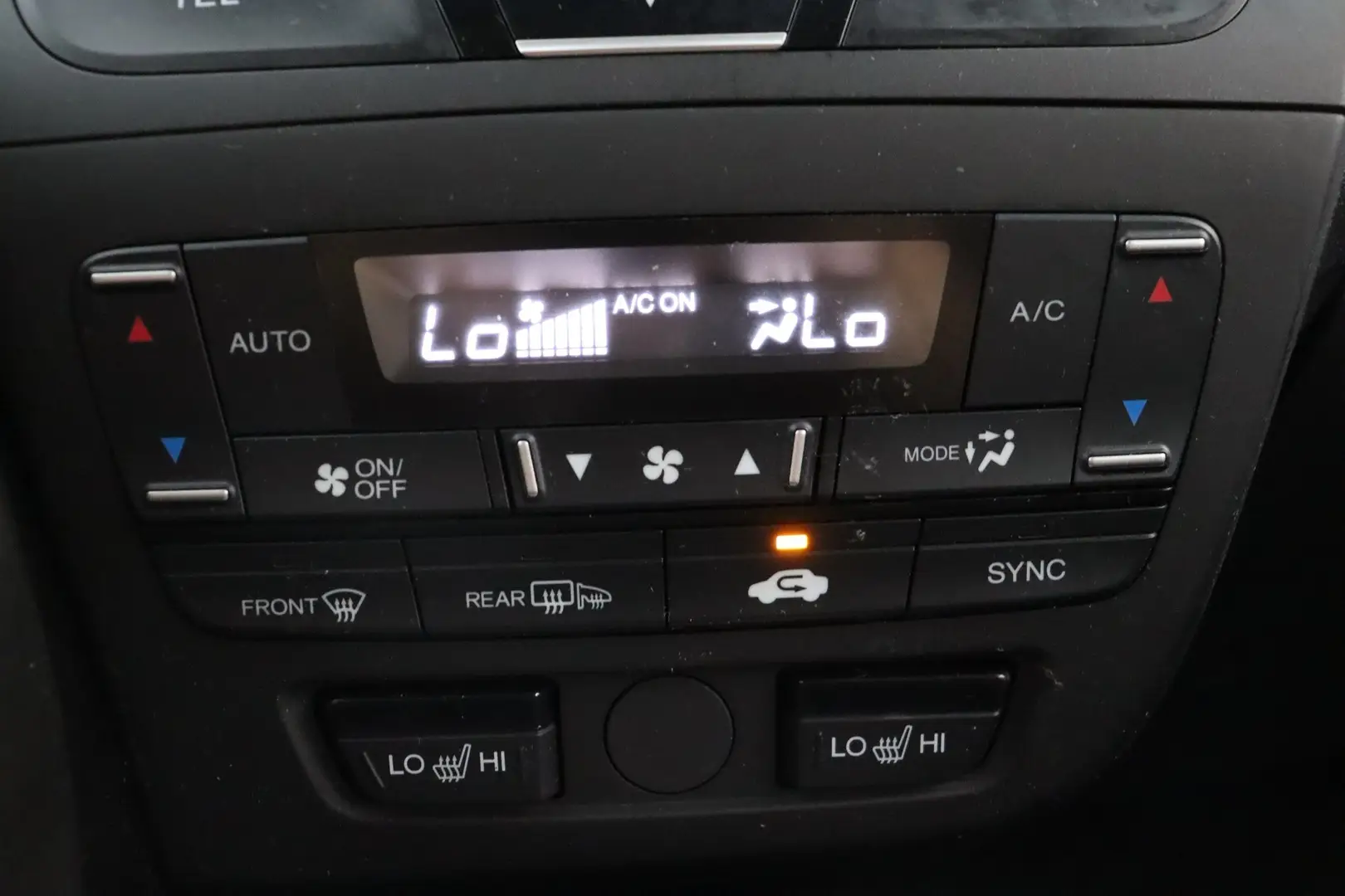 Car Image - 6Q7inZkICJj4pEdM0WeNG