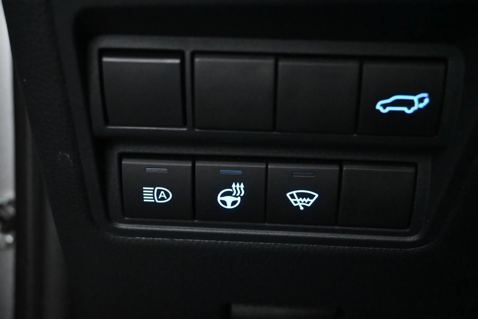 Car Image - 4T10aQh4bjSxNq5n50uB0Q