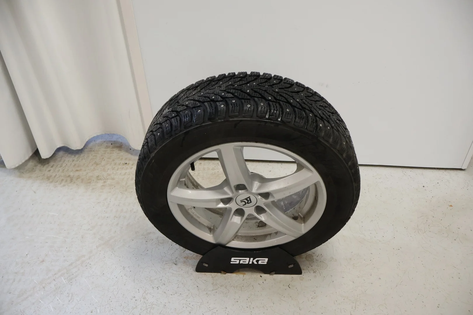 Car Image - 4mMU677XFS0Xh9MYCyPofk