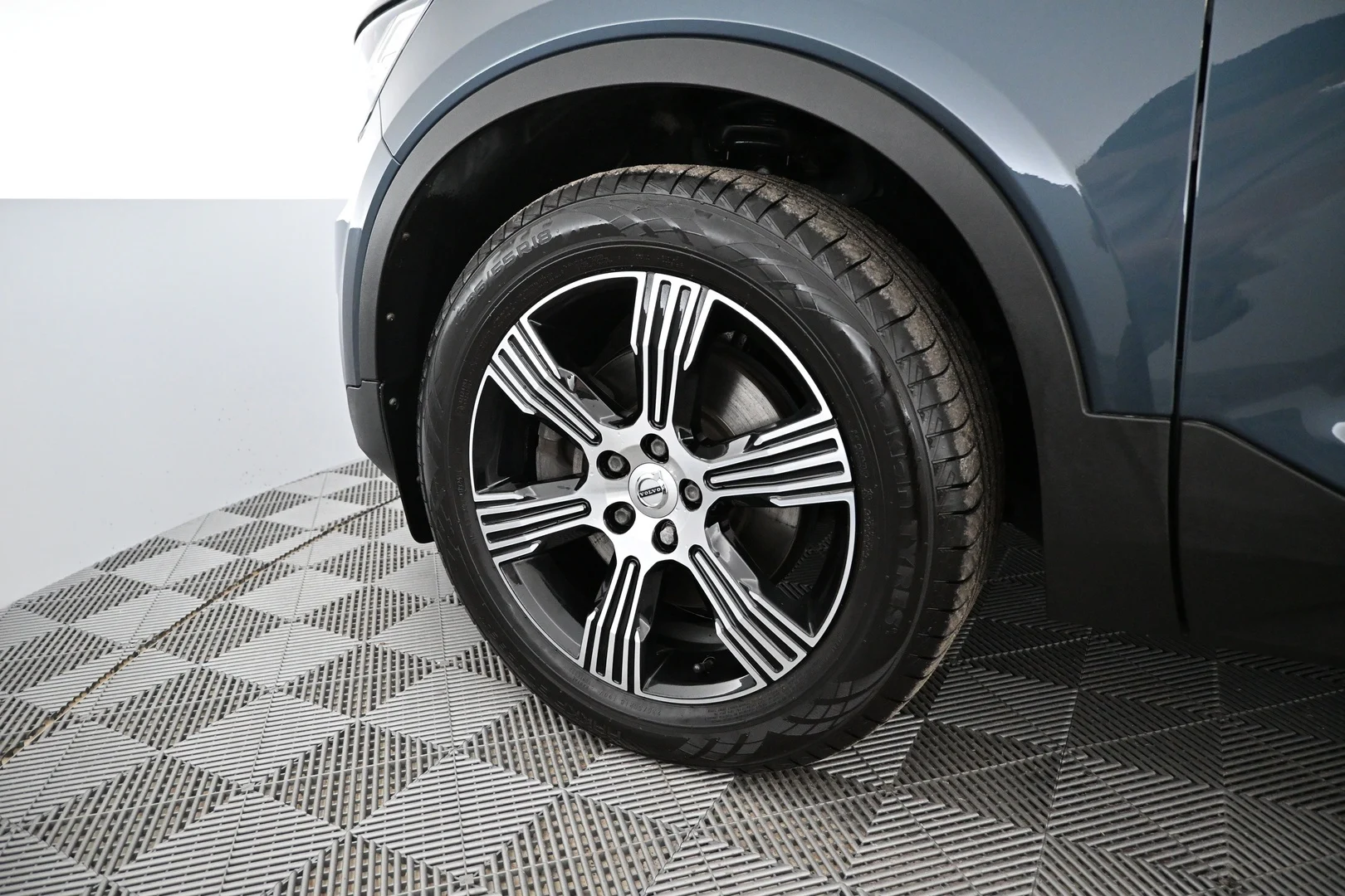 Car Image - 2Jl5JjrAKgJBVVyWmq5iyy