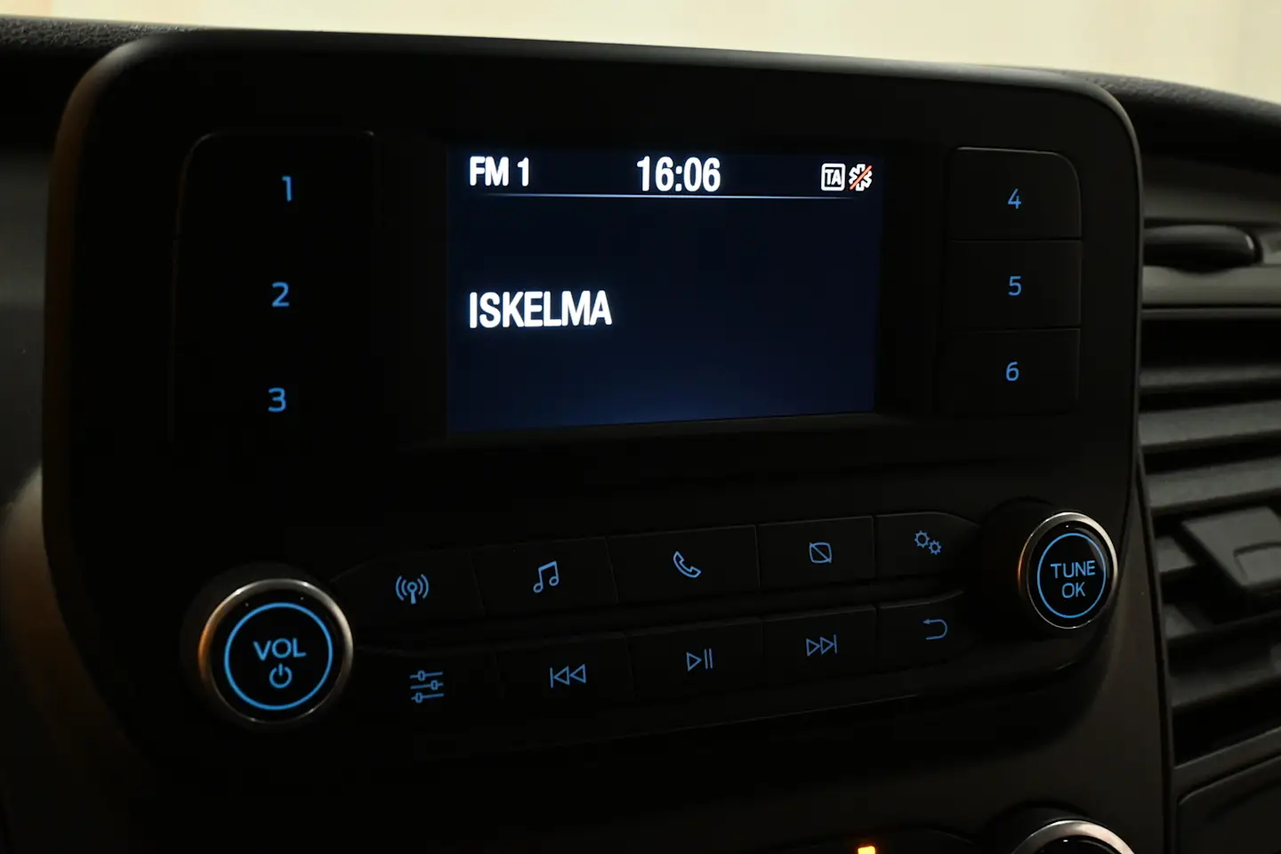 Car Image - 5MwT3QDM8uVDz46sdmDcDh