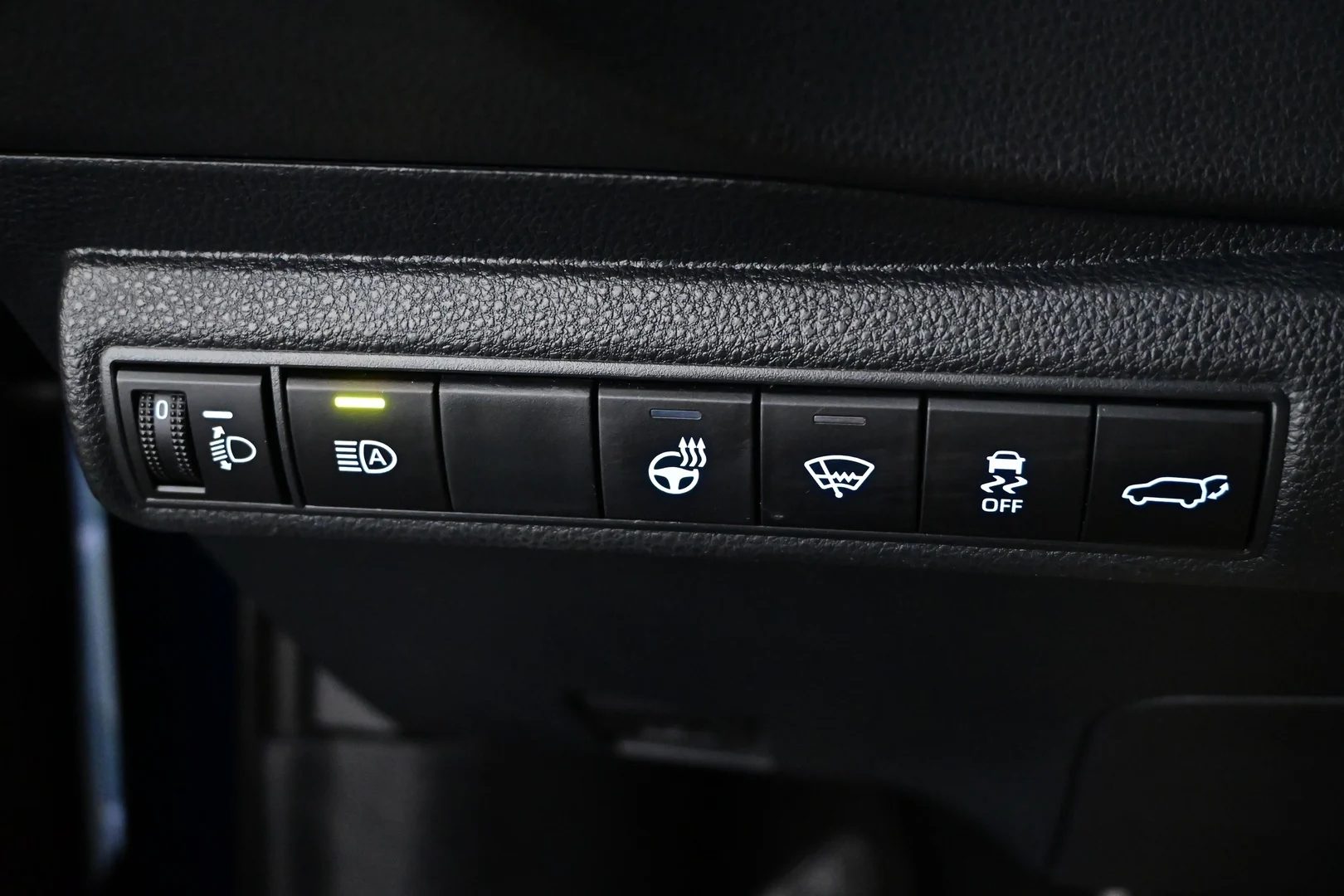 Car Image - 79oZlh7hHqQbAPMaAm9YKW