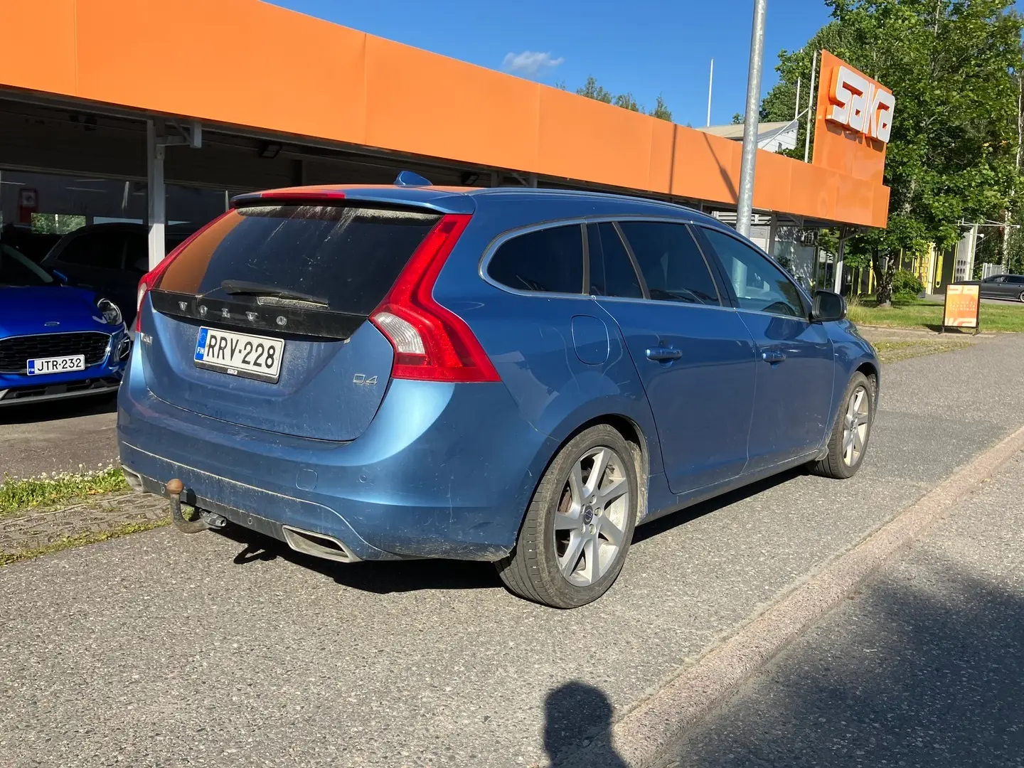 Car Image - 6FwAE0bYVEdwKum0TiQvvt
