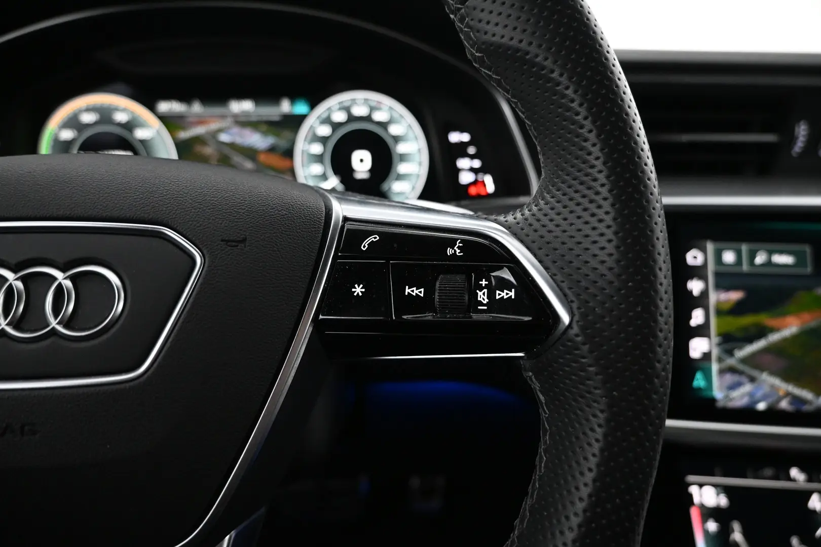 Car Image - 3p61YqqxrFykCHFbU9en6H