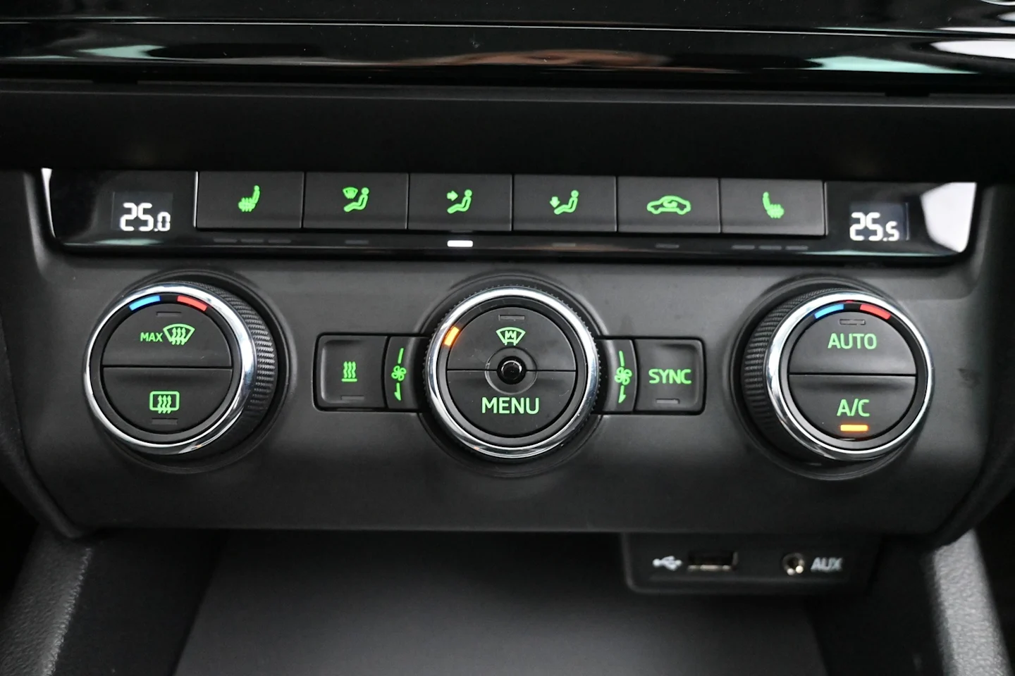 Car Image - 2hztf6uixWny2MhS2VhcAI