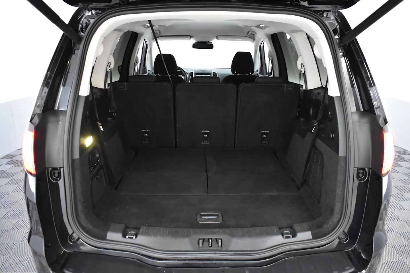 Car Image - 1flsXplxisjXDBnJqlHHAK