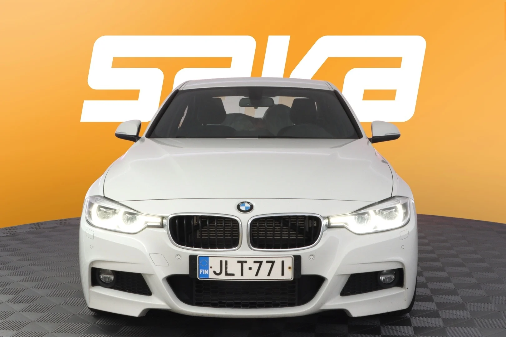 Car Image - dCIKFaSn5rqaGlC5zfkI8