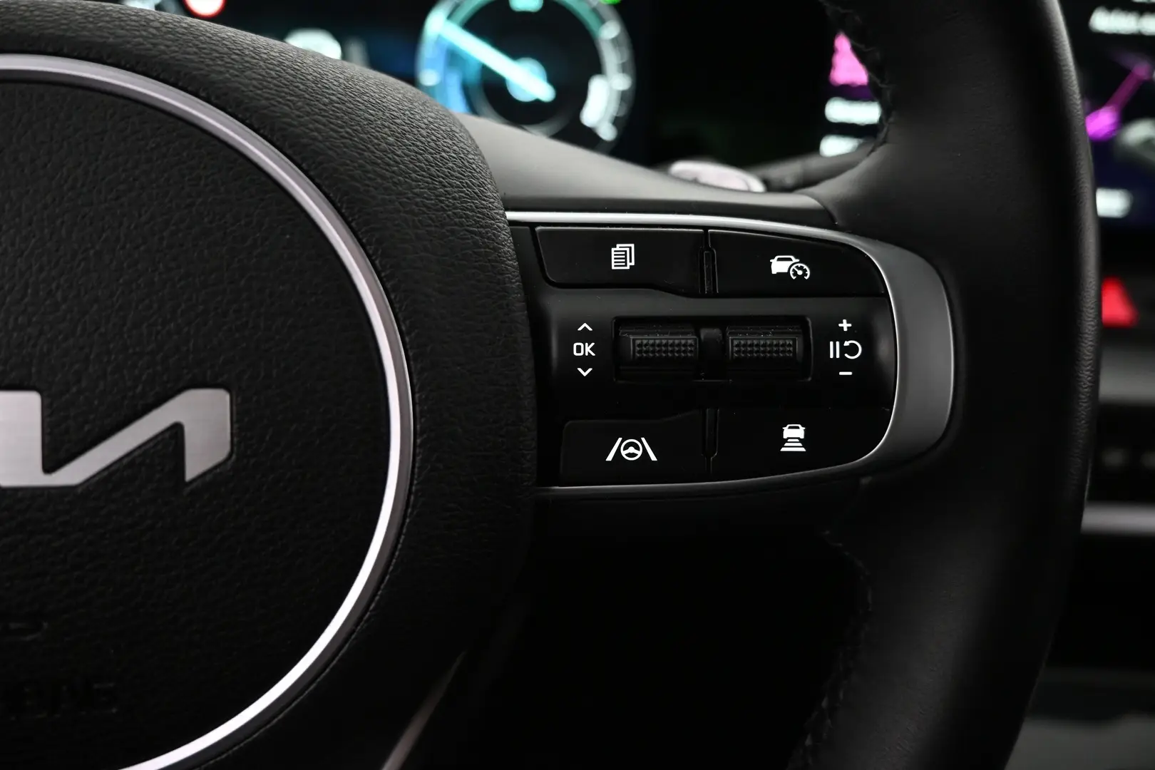 Car Image - 4g0aWrBQ9fbCSnPAxt8l3i