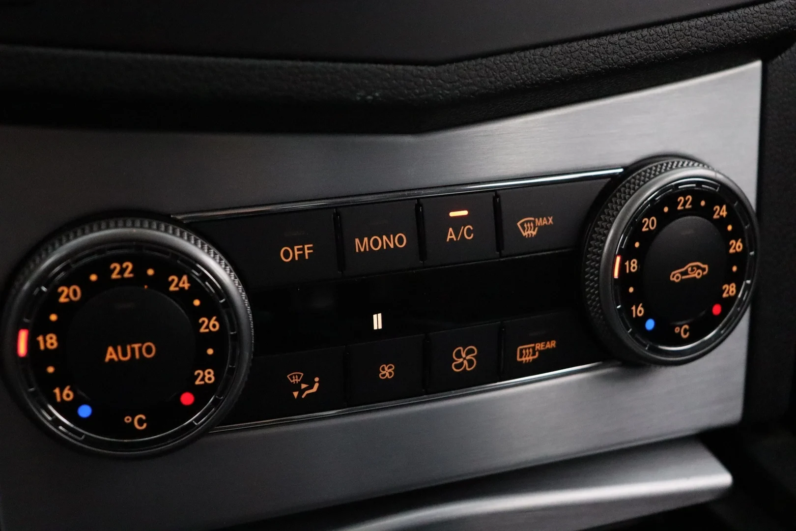 Car Image - 4QtBc7XJ2LVAp6dpCqZ0Pz