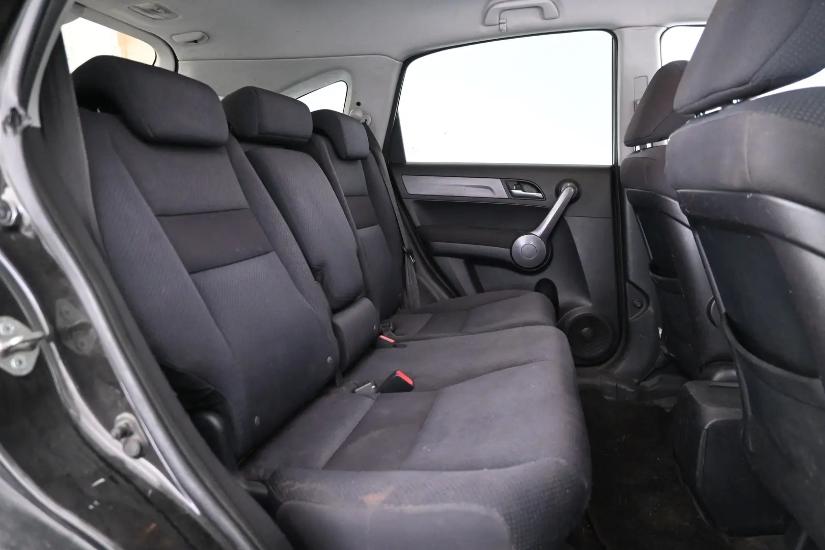 Car Image - 7MwY5bIcOaJf2r2YIYallX