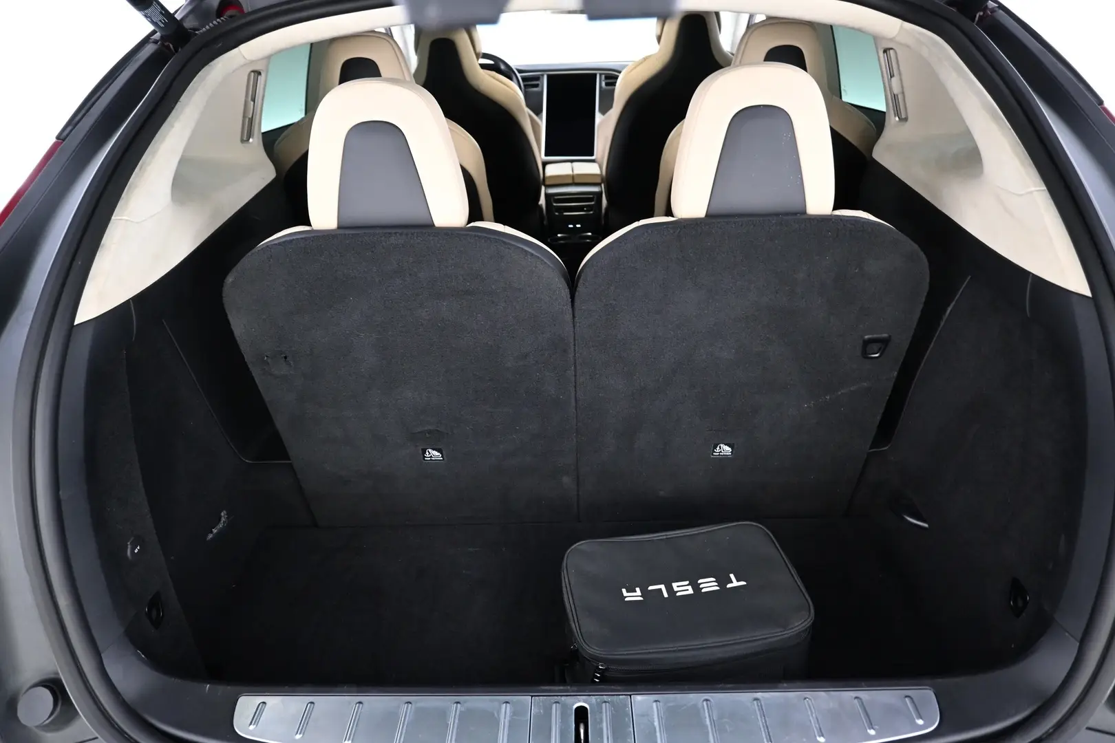 Car Image - 78fguhHtpz2Xi36PhMrWMz