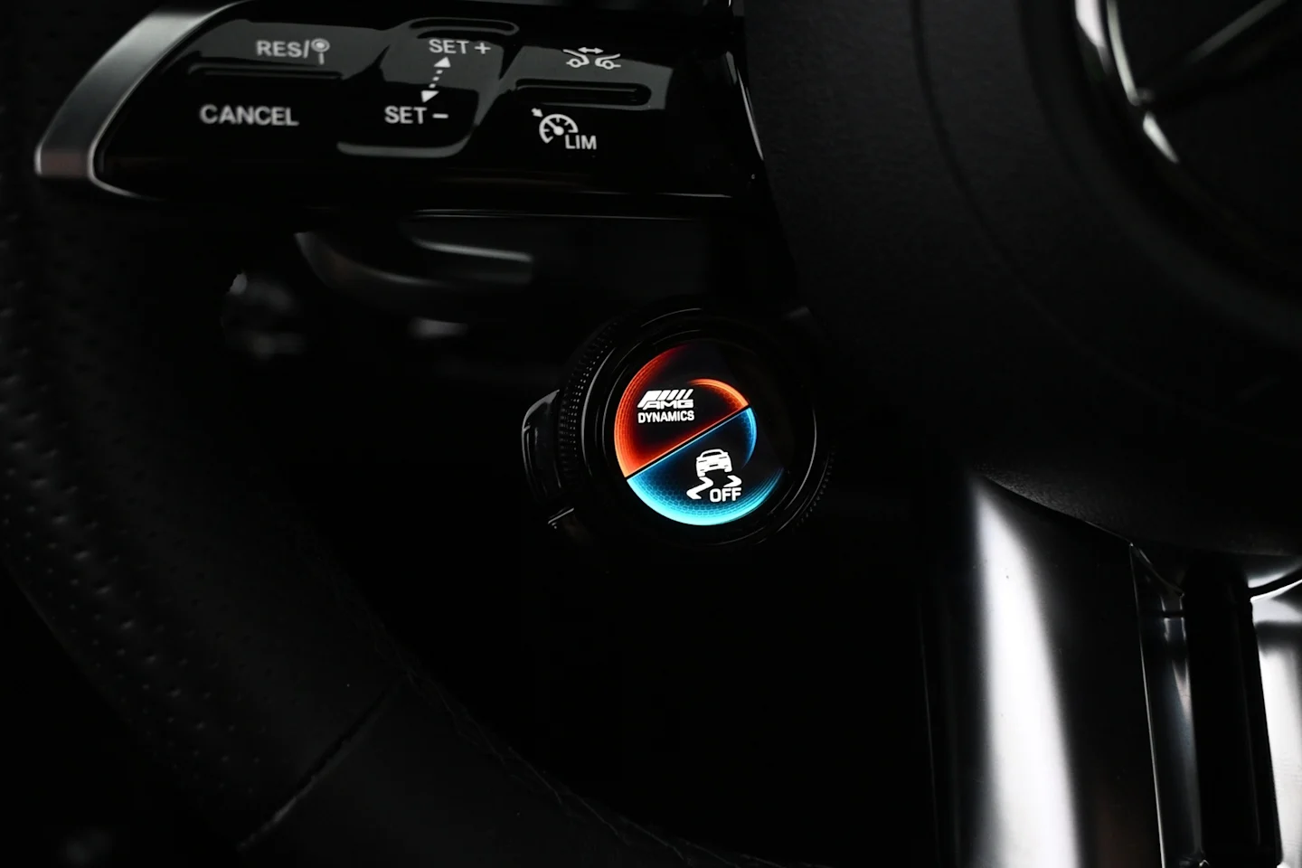 Car Image - 7tN7AoOpuQoHCrWbvqMLU7