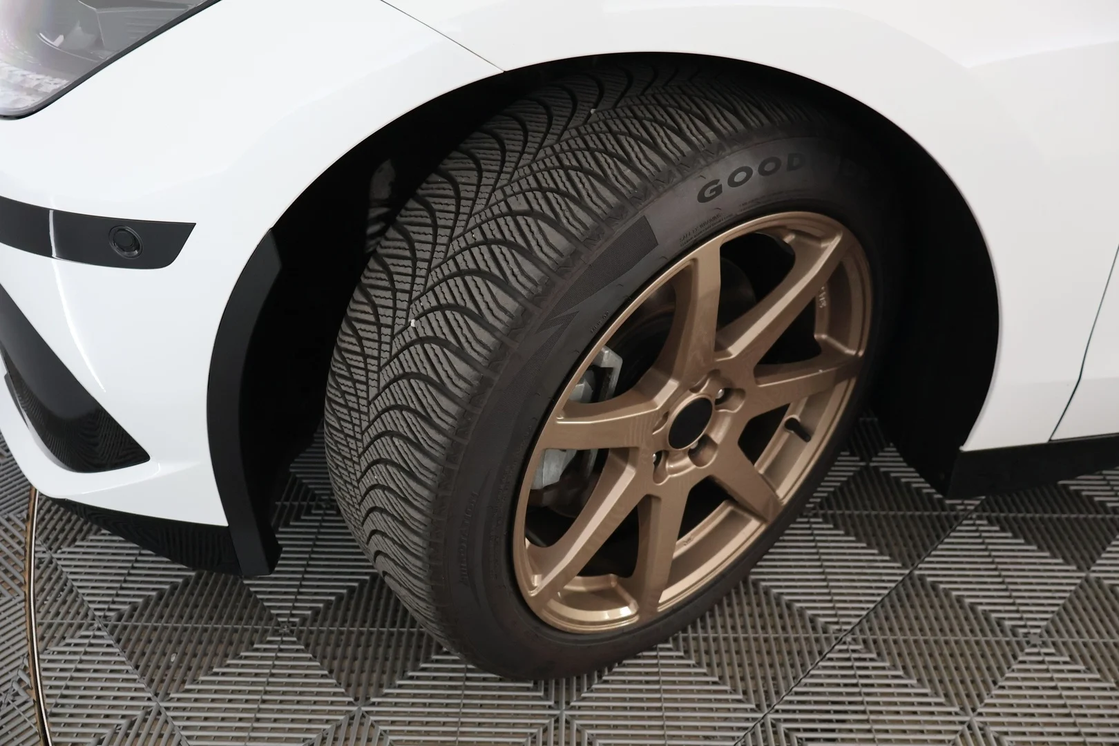 Car Image - 1PGu8Gy6747OYIS9JmRJGT