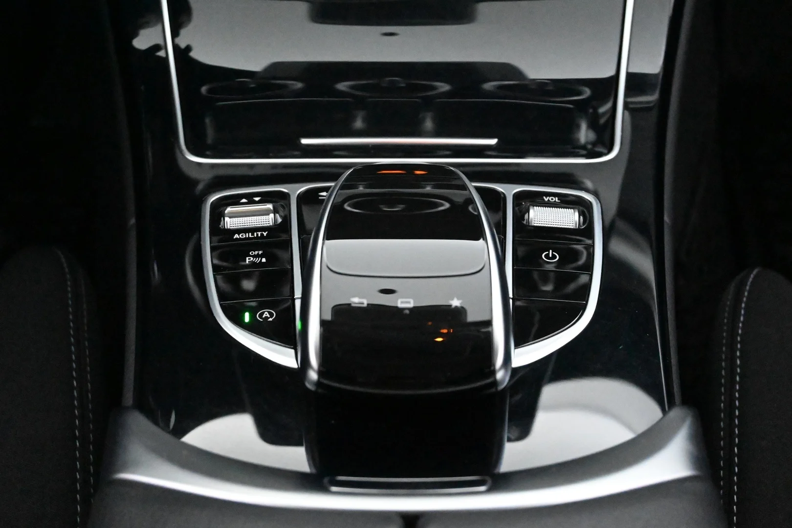 Car Image - 7pTS1EZrqElYoia4v2ClCm