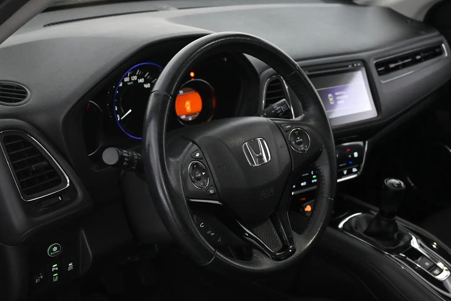 Car Image - 48MO64raa1atqnI1A7fU4F