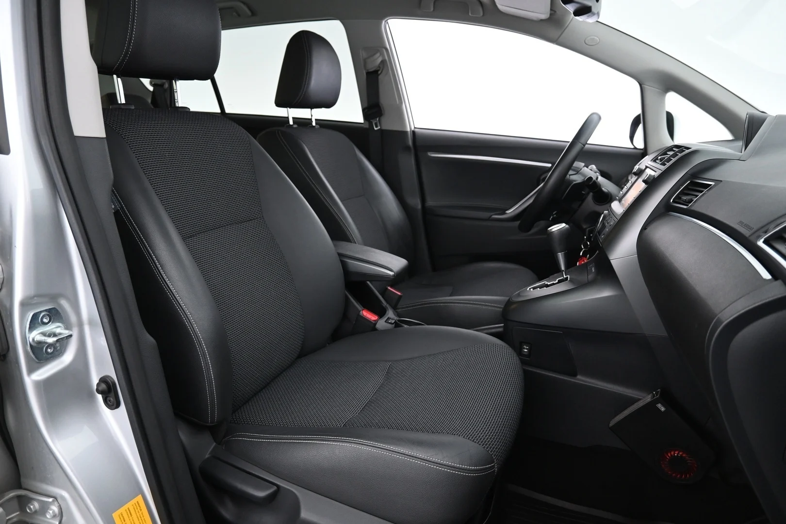 Car Image - 4ANCLx0JRK9xEpHyzB4cZe