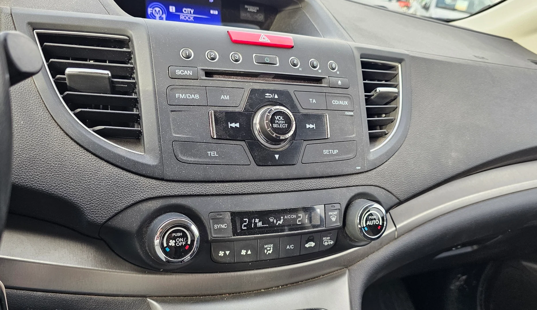 Car Image - 2wkQk05WR04sUfea980Frf