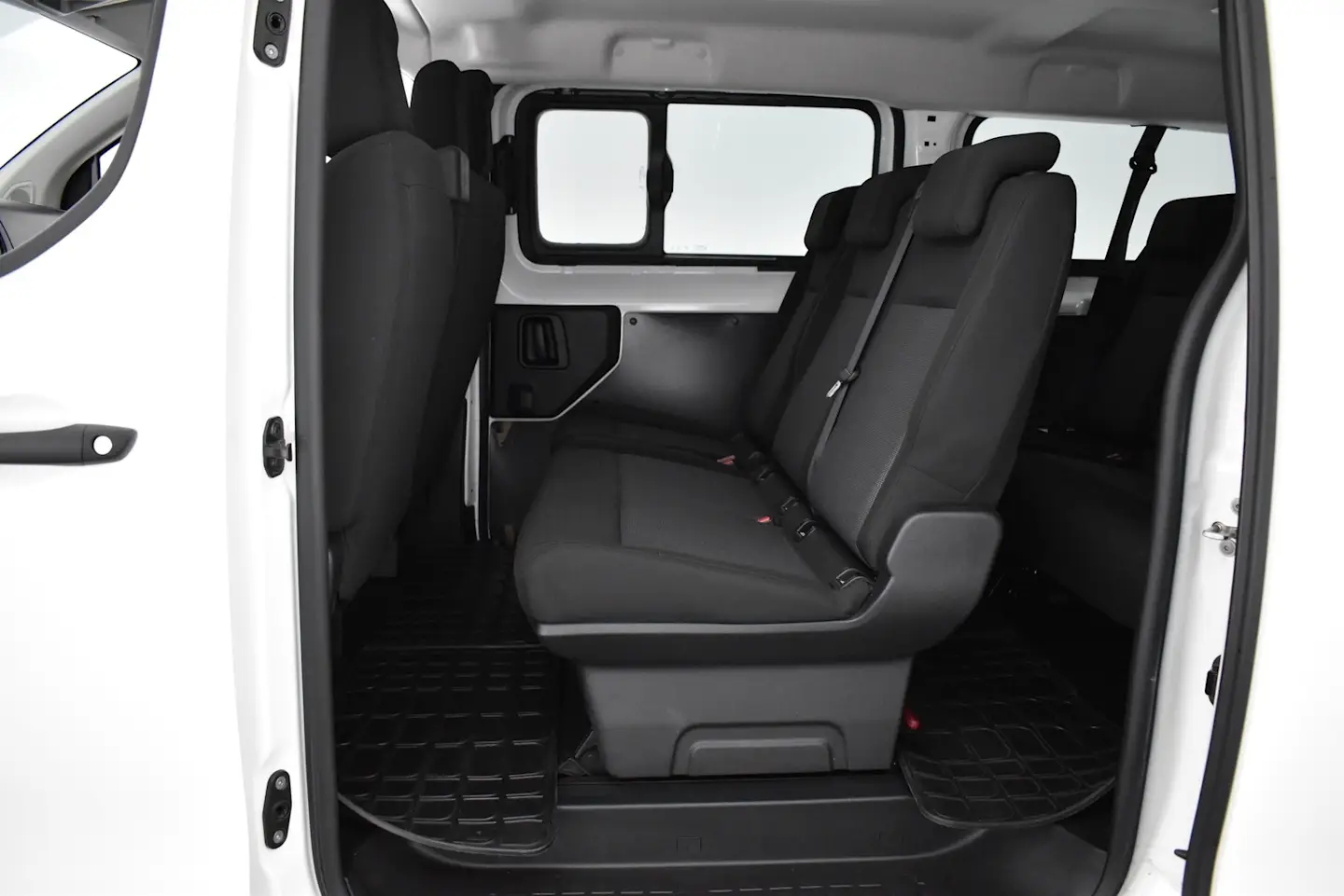 Car Image - 3fOXr4ROz6XUyXjg6n3RXw
