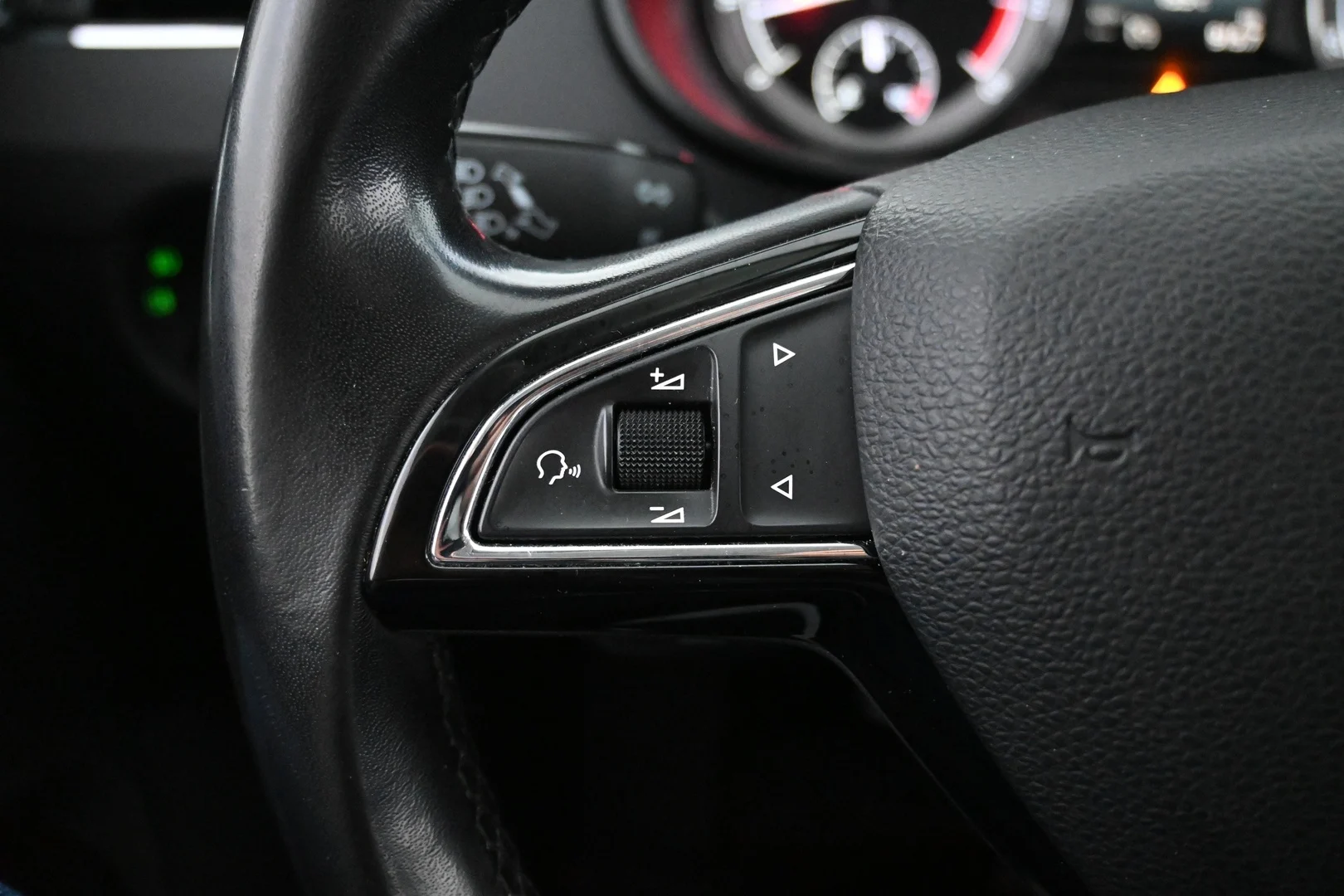 Car Image - 1PPpNrUcgCgMzAPBAW1jR3