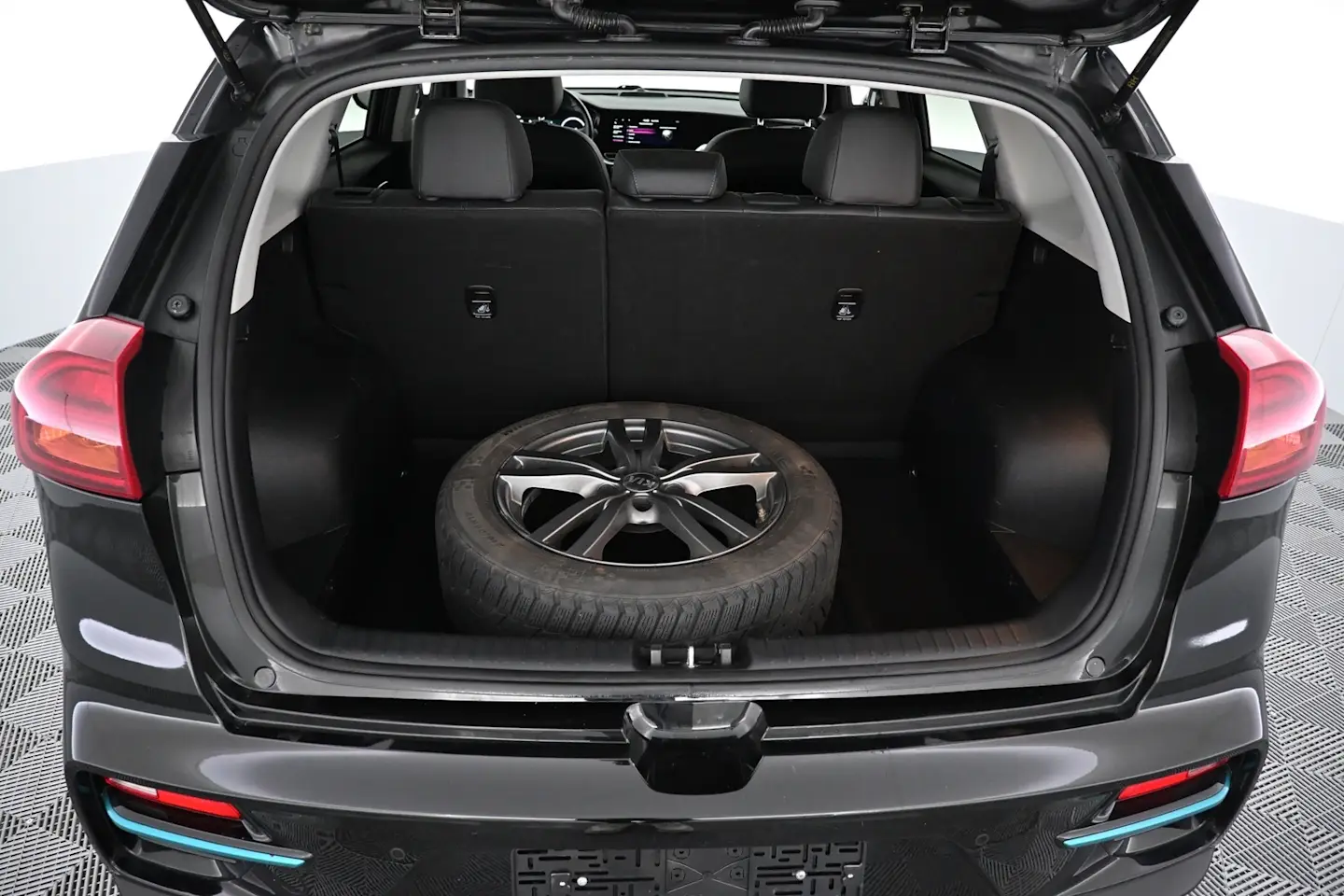 Car Image - 6Sdzwc1codPfPNFf1qLIiw