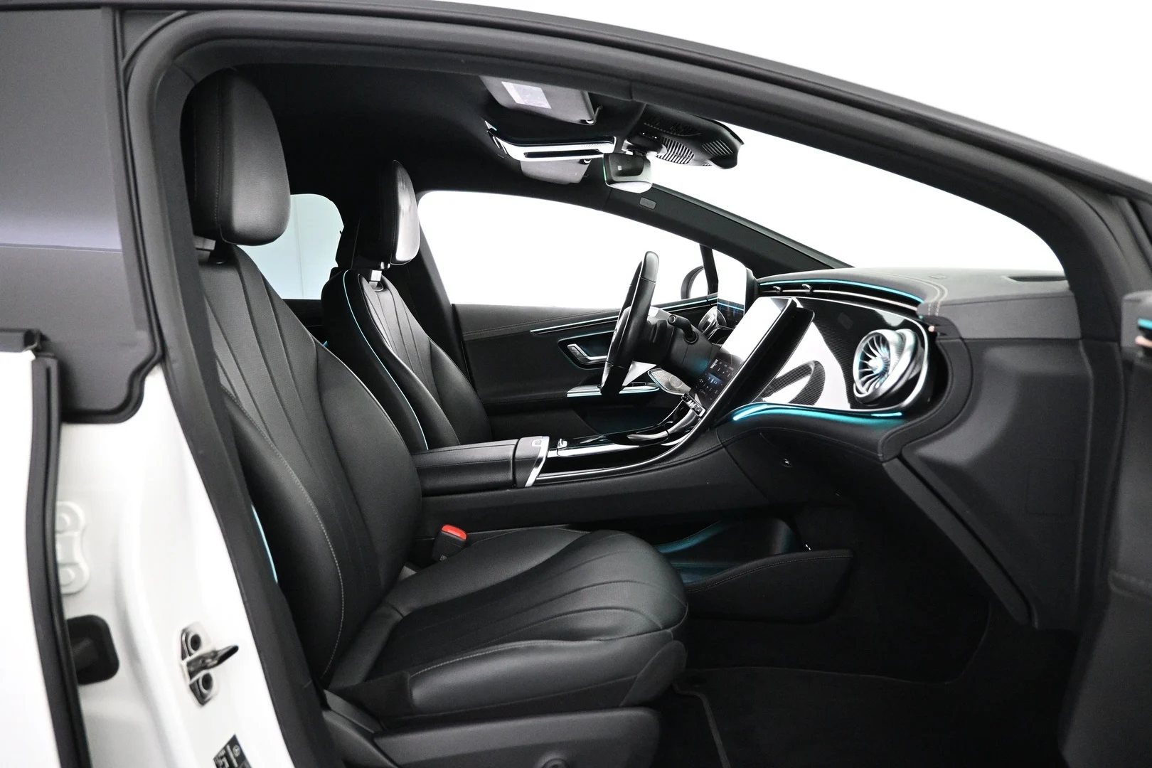 Car Image - 7h6BSTTf33UcVYLsXZ6SeN