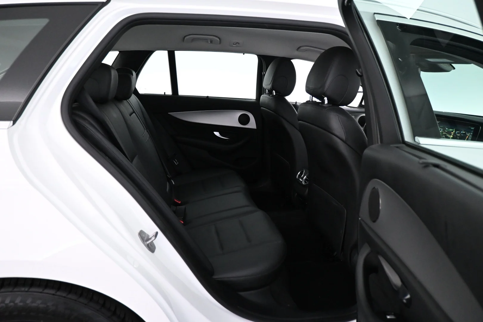 Car Image - 3941yzFRPcXv8A5vYfJ6G