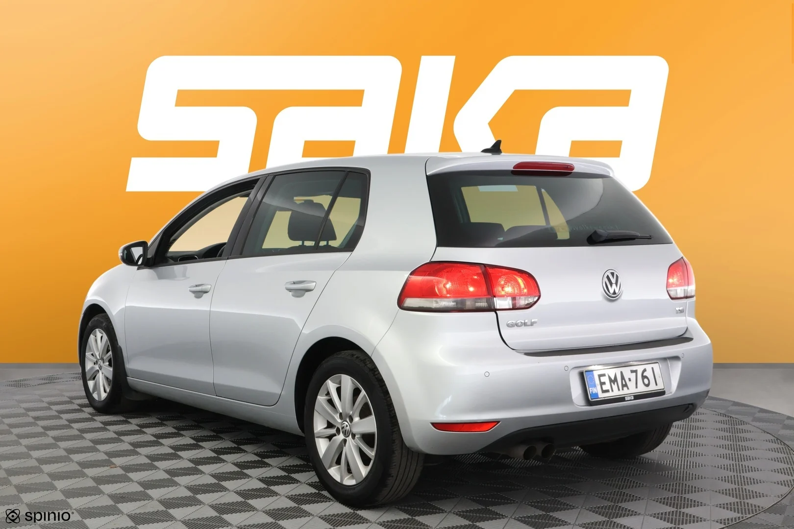 Car Image - 2usgDPVwMakDzvrrjnN9Lb