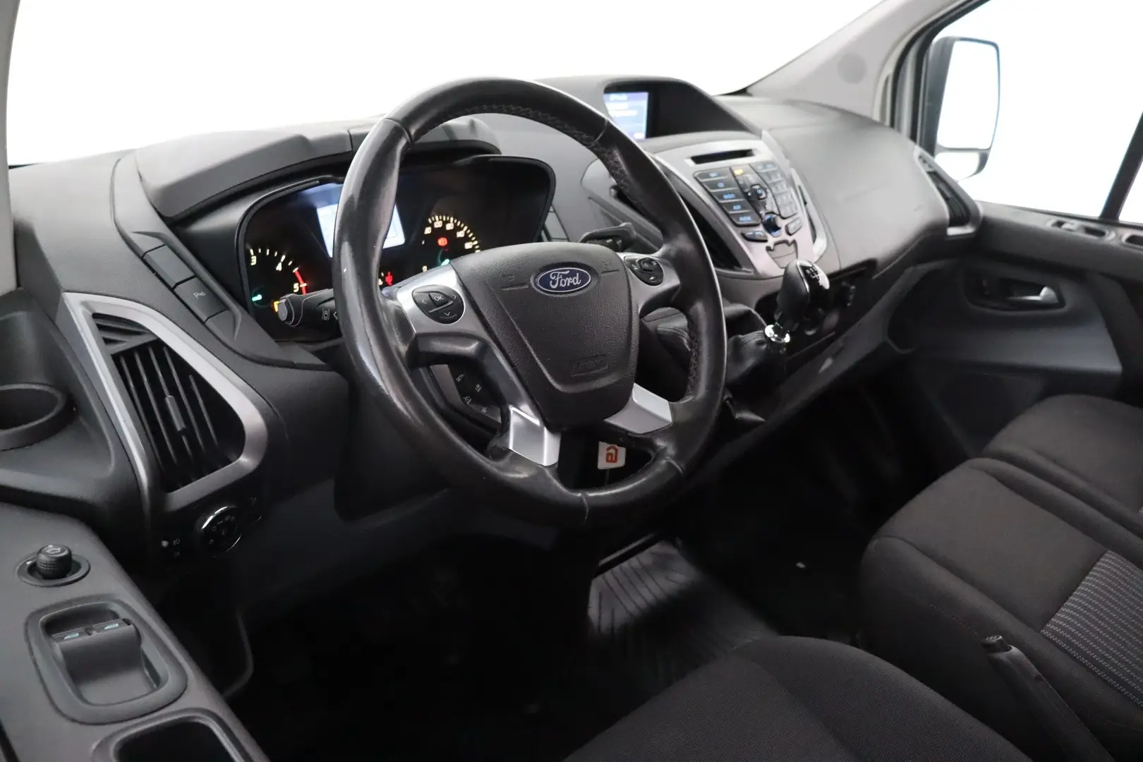 Car Image - 6NxY5SoUqWu5SU4uJEQ2ns
