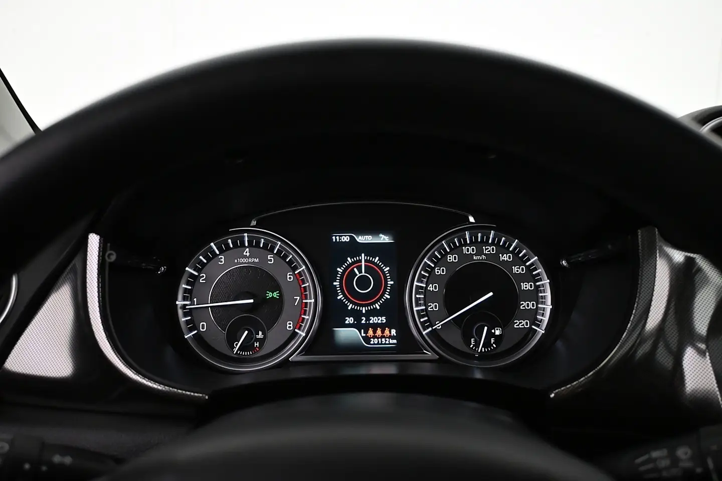 Car Image - 393NHazMXLg35TceCa4sGV