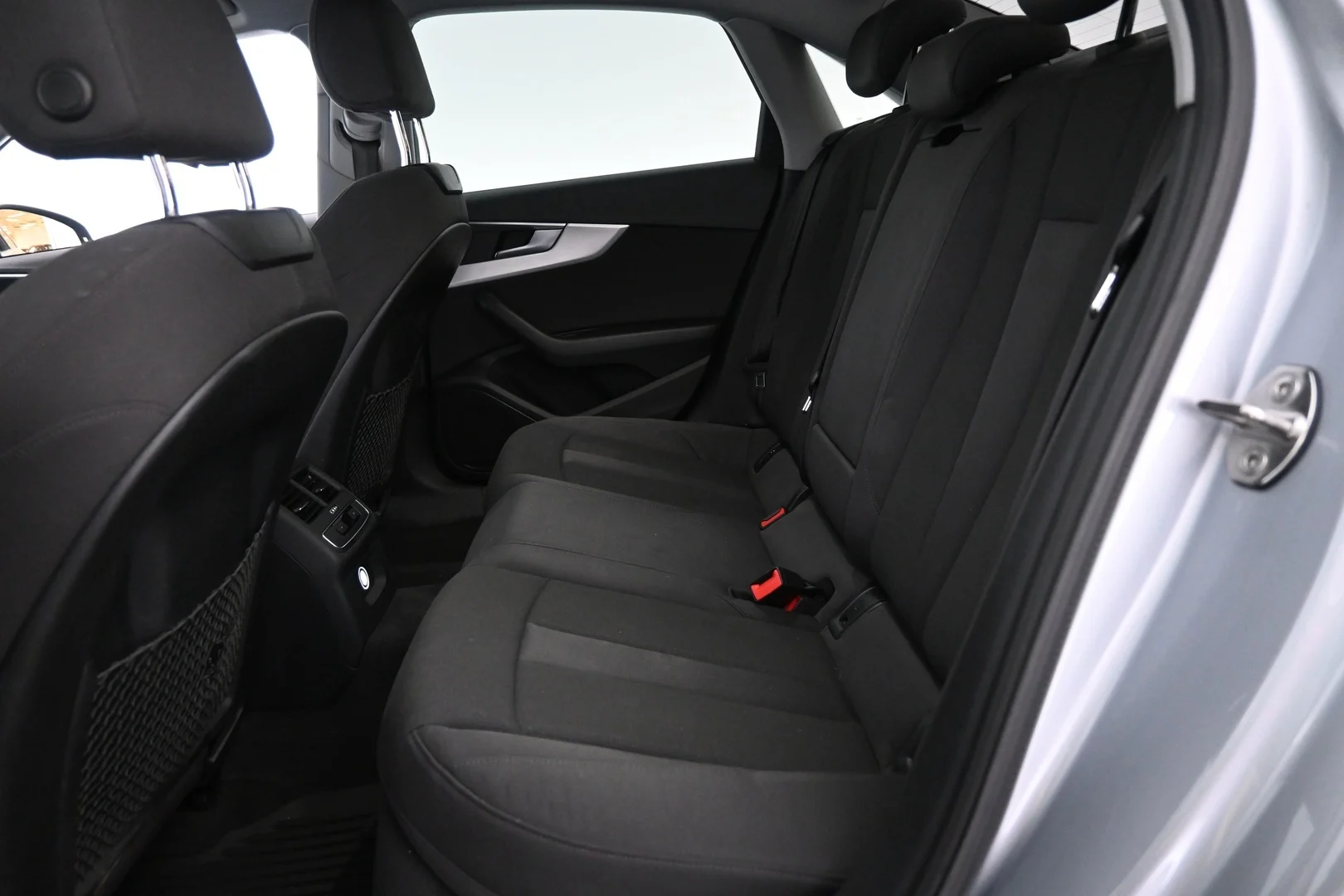 Car Image - 6gKdYzYB8lwx4qjYQUFcQb